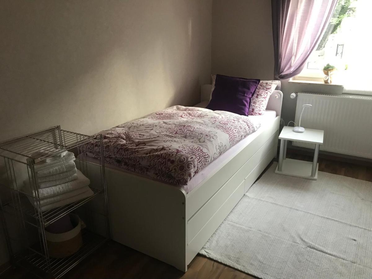 Ferienwohnung Von Paris Petersberg  Екстериор снимка